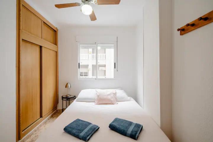 Inteiro Acolhedor Perto Da Apartment Torrevieja